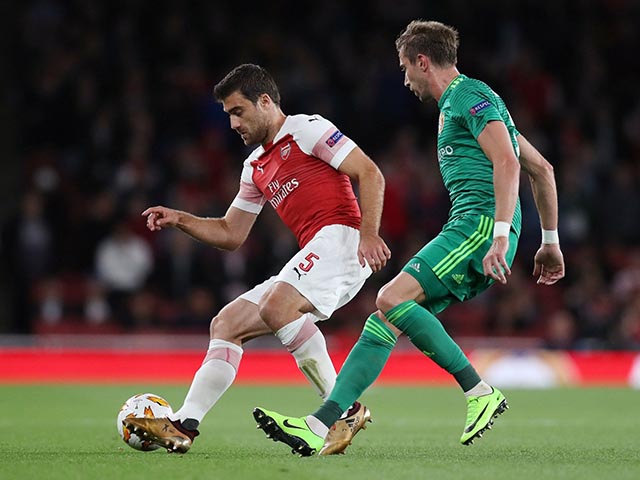 Vorskla - Arsenal: “Pháo thủ” ra uy tránh đụng tử thần