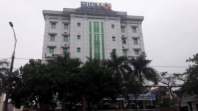 BIDV chi nhánh Hà Tĩnh có nhân sự mới sau khi giám đốc bị bắt - 1