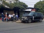 Tin tức trong ngày - “Xế hộp” gây tai nạn liên hoàn, nữ hiệu trưởng tử vong