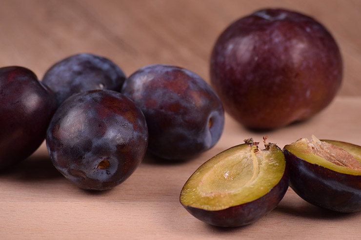 The Most Important Fruits for Treating Constipation