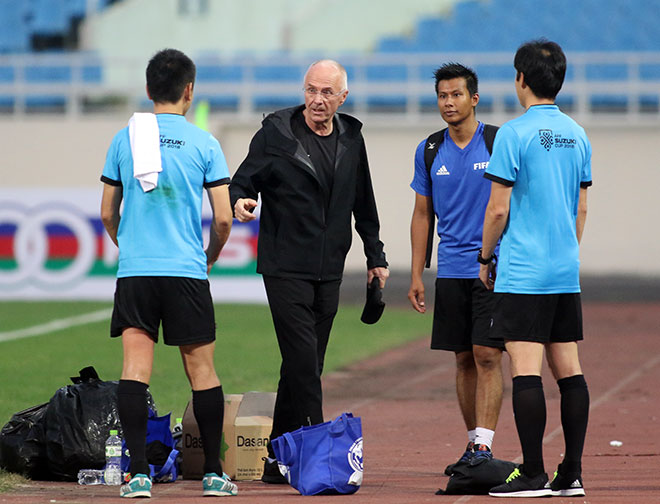 So tài Park Hang Seo, HLV Eriksson họp khẩn với trò cưng ĐT Philippines - 1