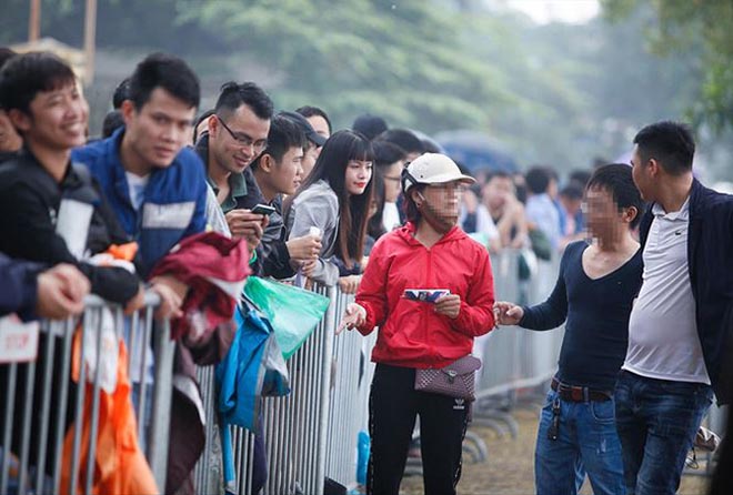 AFF Cup 2018: Cơn cuồng điên vì vé - 1