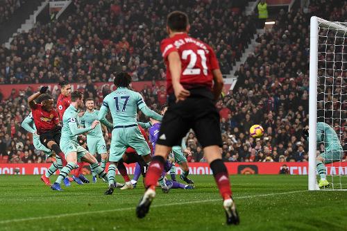Chi tiết MU - Arsenal: Những phút cuối nghẹt thở (KT) - 9