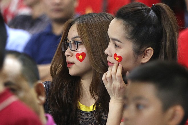 Bạn gái Quang Hải kể chuyện bàn thắng của &#34;hot boy&#34; ĐT Việt Nam - 1
