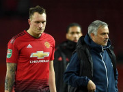 Bóng đá - MU cạn dần kiên nhẫn với Mourinho: Thầy tồi liên lụy trò tốt