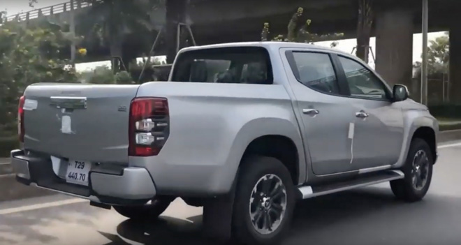 Lộ hình ảnh chạy thử Mitsubishi Triton 2019 tại Việt Nam - 5