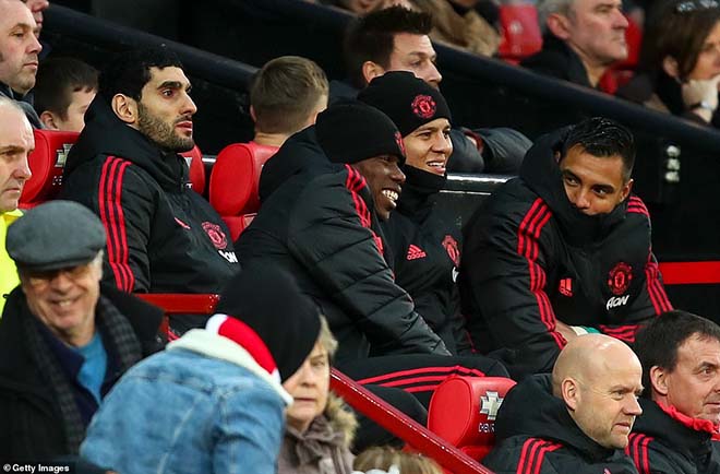 MU - Mourinho ra đặc ân cuối: Pogba có 1 tuần để cứu tương lai - 1