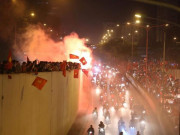 Tin tức trong ngày - Nóng trong tuần: Đội tuyển Việt Nam vào chung kết AFF Cup, CĐV “đi bão” xuyên đêm