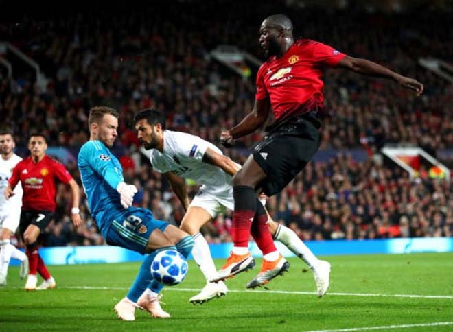 MU trước loạt trận cuối C1: Lukaku - Gã khổng lồ của Mourinho “tái sinh” - 1