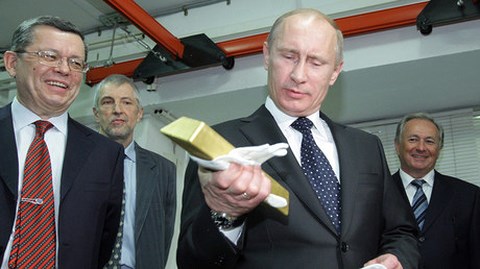 Mặc cho phương Tây kìm kẹp, kinh tế Nga vẫn phát triển &#34;như không&#34; - 1