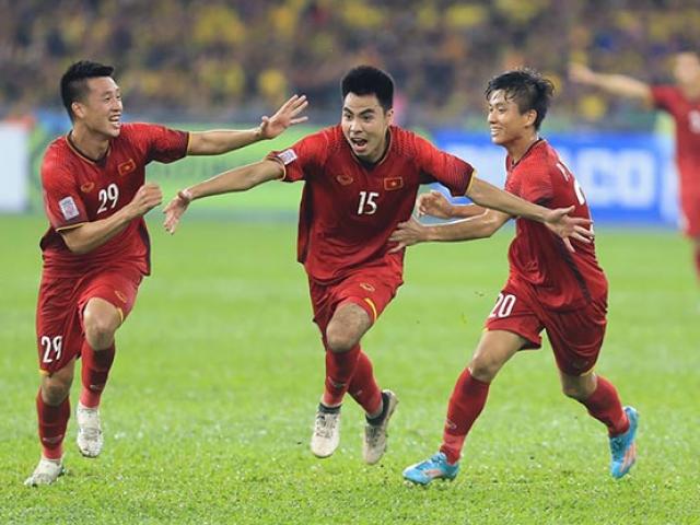 ĐT Việt Nam đá chung kết: “Máy cày” Đức Huy không ngán Malaysia chơi xấu