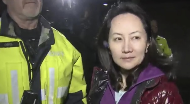 VIDEO: Hình ảnh đầu tiên CFO Huawei sau khi được tại ngoại - 1