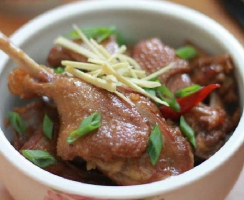 Vịt kho gừng đổi vị cho bữa tối - 1
