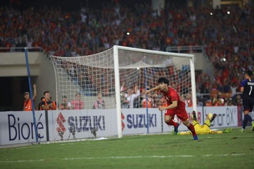 Anh Đức, Quang Hải, Công Phượng đi 1 đôi giày &#34;may mắn&#34; suốt mùa giải AFF Cup 2018 - 6