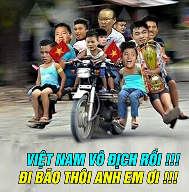 Vô địch rồi, thầy trò lên xe đi bão.