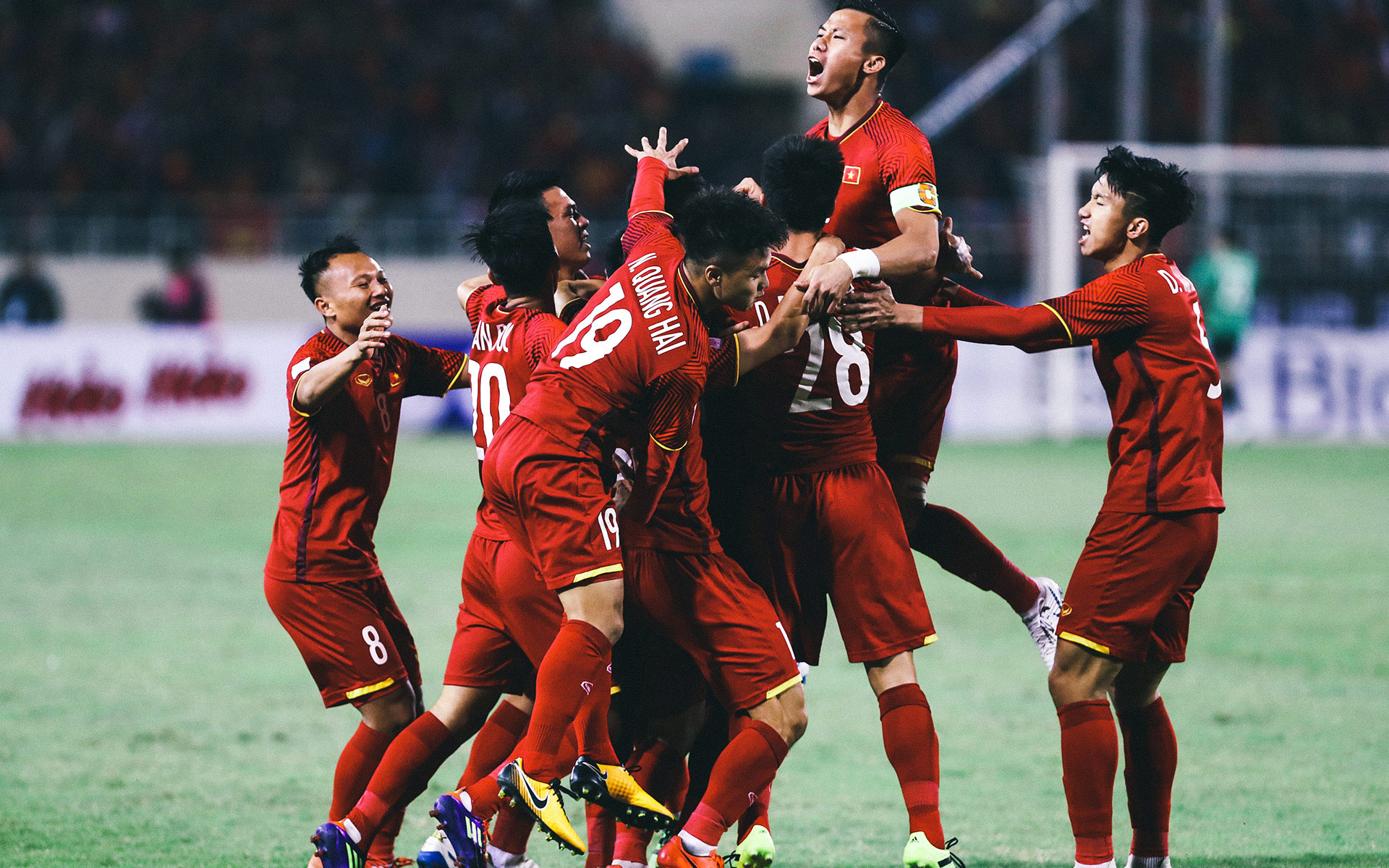 Tiền đạo Anh Đức: Từ ngôi sao bị “bỏ rơi” tới người hùng lịch sử AFF Cup 2018 - 6