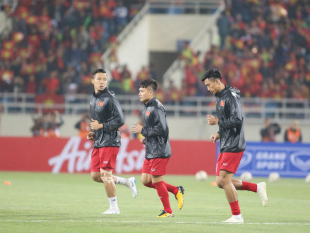 Trực tiếp buổi tập đầu tiên ĐTVN - ASIAN Cup: Hừng hực khí thế đua châu Á