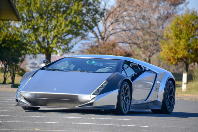 Bộ đôi siêu xe &#34;triệu đô&#34; Lamborghini và Ferrari được làm theo phong cách hoài cổ - 2