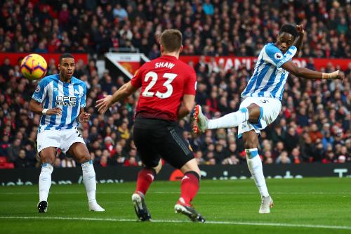 Chi tiết MU - Huddersfield Town: Nỗ lực những phút cuối (KT) - 5