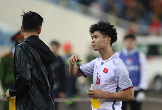 ĐT Việt Nam “thử lửa” Asian Cup 2019: Ai mặc áo số 10 thay Văn Quyết? - 1