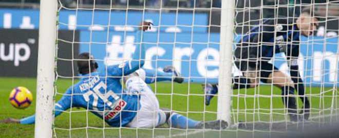 Inter Milan - Napoli: Bàn thắng phút 90+1 và căng thẳng 2 thẻ đỏ - 1