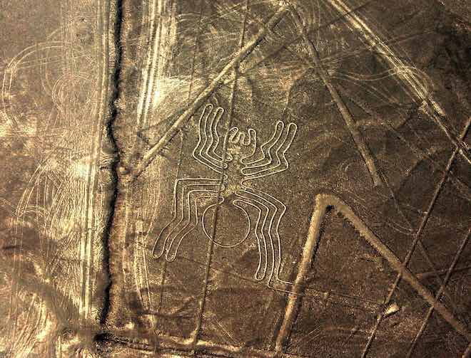 Bí ẩn về những biểu tượng cổ đại trên mặt đất ở Peru liệu đã có lời giải? - 1