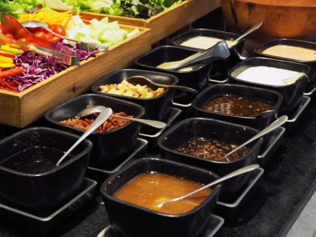 Đi ăn buffet liên miên nhưng rất ít người biết rằng nên tránh những món này