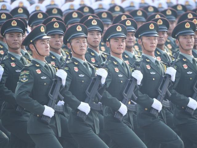 Trung Quốc trình làng hàng loạt binh chủng mới toanh trong lễ duyệt binh lớn nhất lịch sử