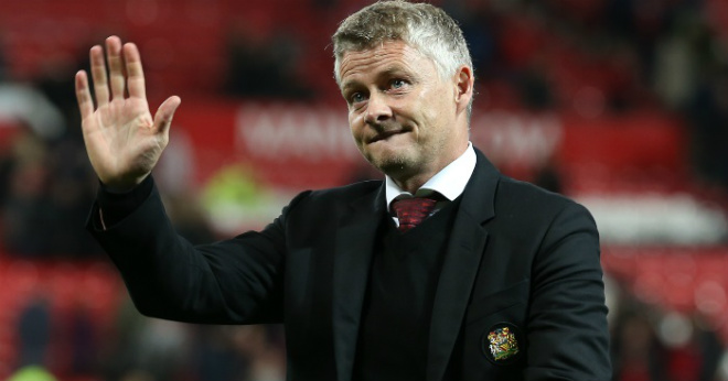 HLV Solskjaer tìm tiền đạo mới