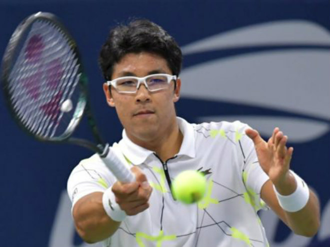 Hyeon Chung là tay vợt cuối cùng ghi danh vào tứ kết