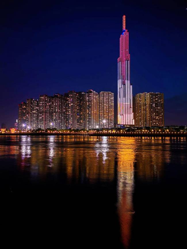 Trước đó, tòa tháp Landmark 81, cao 469,5m ở Tp.HCM là tòa nhà cao nhất Đông Nam Á.