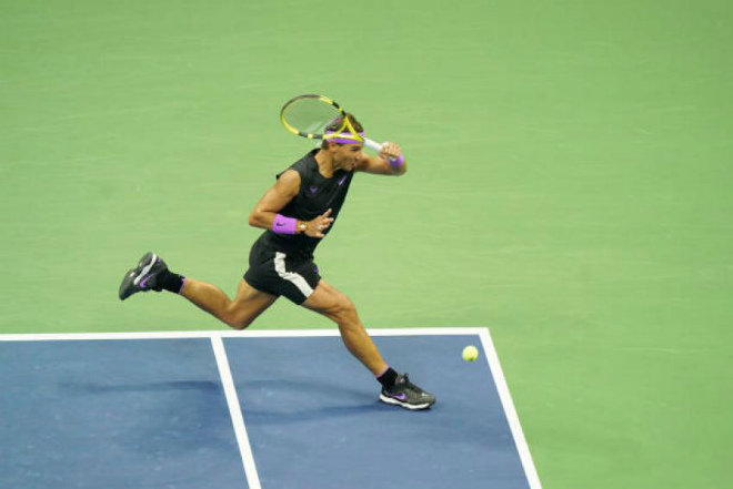 Nadal vẫn đang vật lộn với chấn thương cổ tay tái phát khi anh sắp lấy vợ