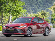 Tin tức ô tô - Bộ đôi Toyota Camry và Fortuner TRD được mang làm giải thưởng trong thi đấu Golf