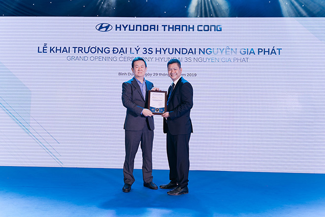 Xe thương mại Hyundai mở rộng hệ thống, tăng bảo hành 5 năm - 2