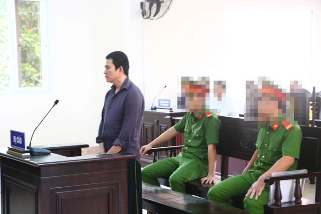 Bị cáo Nguyễn Hữu Nam tại tòa