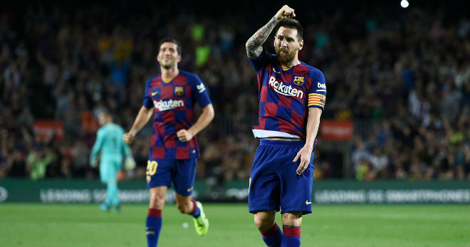 Messi có bàn thắng đầu tiên mùa này cho Barca nhờ một siêu phẩm đá phạt
