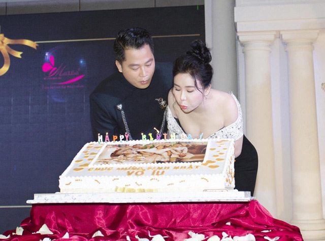 Tổng giám đốc Mailisa cùng chồng trong ngày sinh nhật.