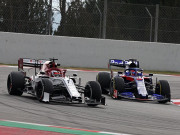 Thể thao - Đua xe F1: “Người tuyết&quot; nóng máy trở lại, Toro Rosso muốn “thay tên đổi vận”