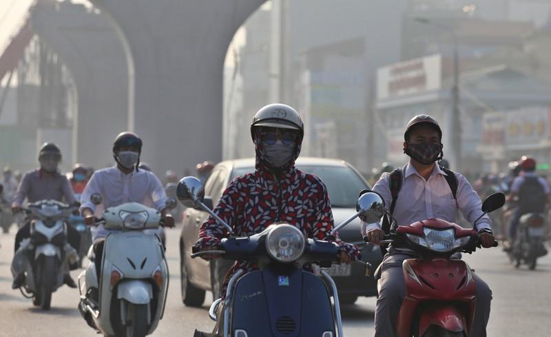 Sở TN&amp;MT Hà Nội công bố các phương tiện giao thông trong đó có xe máy là một trong các tác nhân gây ô nhiễm bụi trên địa bàn.