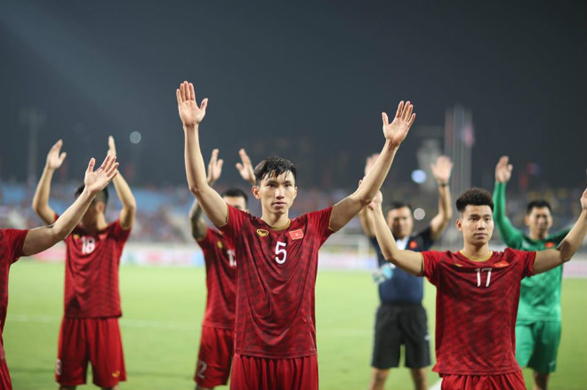 ĐT Việt Nam thăng tiến trên BXH FIFA