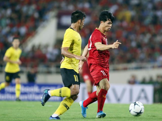 Việt Nam quyết thắng Indonesia sân khách: Thầy Park phân vân Anh Đức - Công Phượng