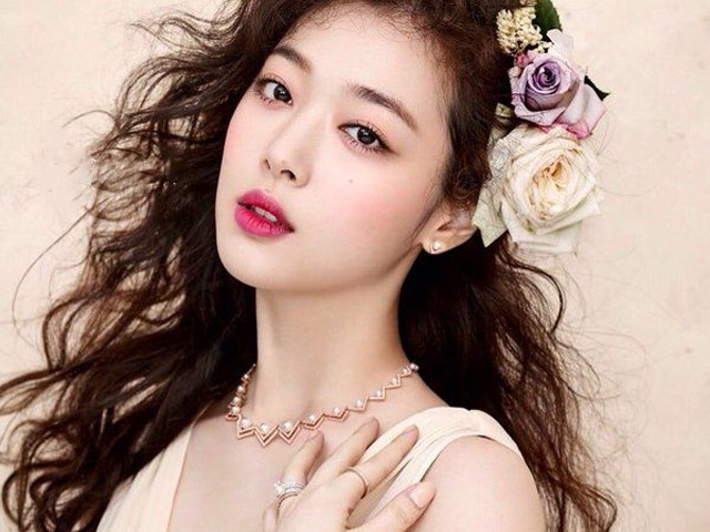 Nữ ca sĩ, diễn viên Sulli được mệnh danh là visual của các visual.&nbsp;