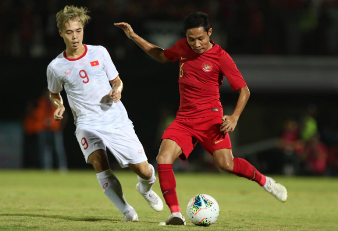 ĐT Việt Nam chưa từng thắng trên sân của Indonesia suốt hơn 20 năm qua. Tuy nhiên cuộc chạm trán ở vòng loại World Cup 2022 chứng kiến kịch bản không ngờ tới