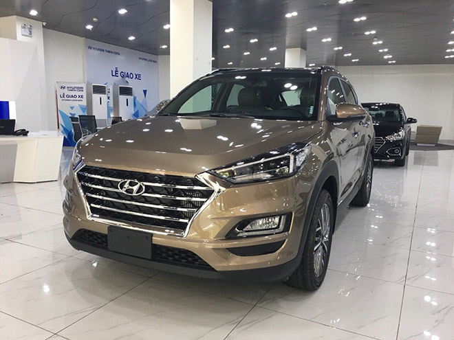 Hyundai Tucson 2019 phiên bản máy dầu có ngoại hình tương tự&nbsp;với các phiên bản còn lại