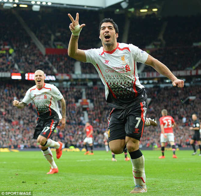 Gerrard và Suarez mang về chiến thắng 3-1 của Liverpool trên sân của MU cách đây 5 năm