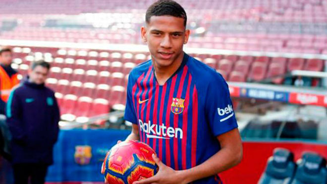 Jean-Clair Todibo, cầu thủ mới 19 tuổi người Pháp có thể được thi đấu khi Barca đang khan hiếm trung vệ vì chấn thương và án treo giò