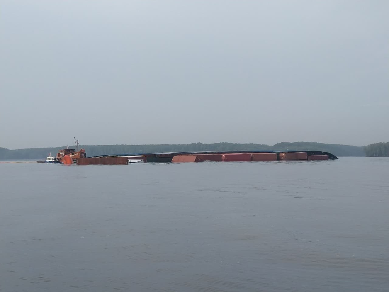Hiện trường vụ chìm tàu