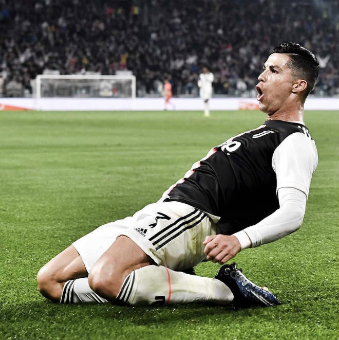 Đây cũng là pha thứ 4 của Ronaldo sau 7 trận ở Serie A (5 bàn/9 trận trên mọi đấu trường)