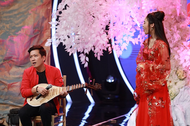 Hương Ly cùng Trường Giang cover lại bài Sóng gió&nbsp;