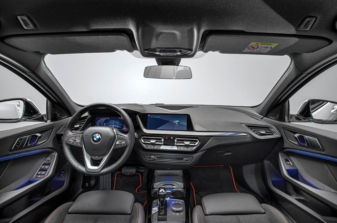 Nội thất&nbsp;BMW 2 Series Gran Coupe 2020 mang hơi hướng thể thao trẻ trung và năng động.